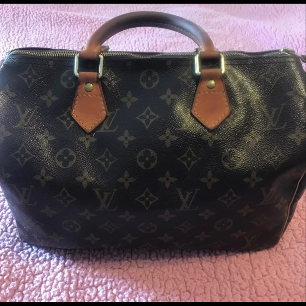 Sold!!! Authentic Louis Vuitton Speedy 30