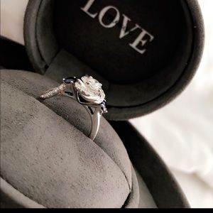 Vera Wang Engagement ring