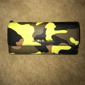 REAL Michael Kors camo wallet