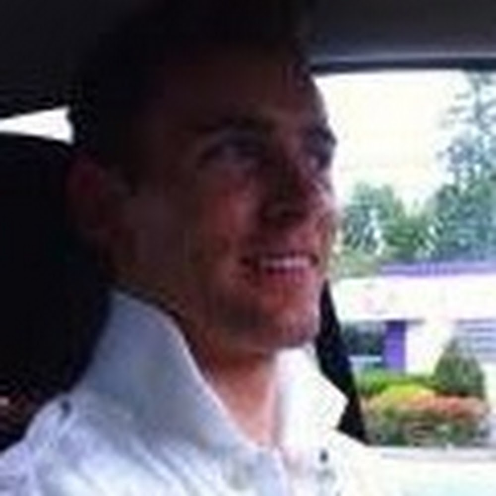Meet your Posher, Cameron