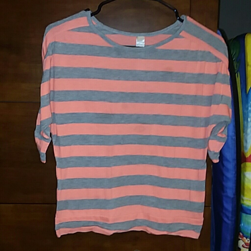 Stripped loose Tee