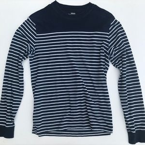 Gap long sleeve shirt. Size XS, fits like S.