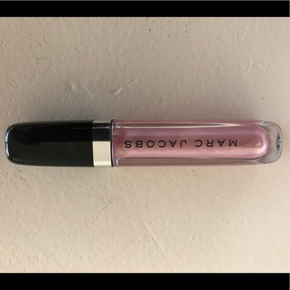 Marc Jacobs Enamored Love Buzz