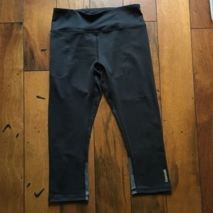 Reebok workout capris