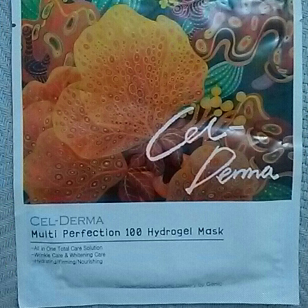 Facial Mask - Picture 3 of 3