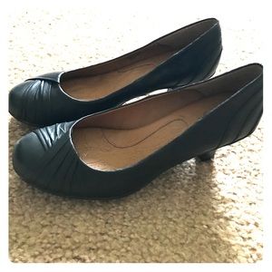 Black professional heels