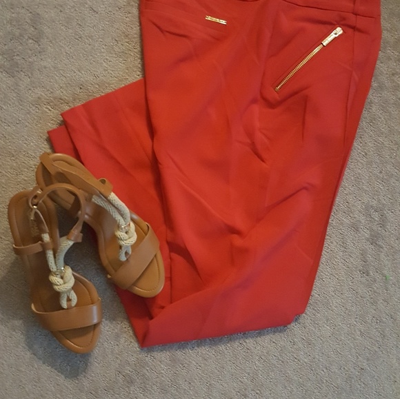 Adorable nautical MK wedge 🛳 - Picture 4 of 4