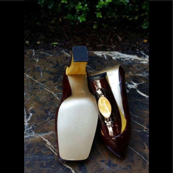 SOLD!!!! Emilio Pucci Stunning shoes - Picture 7 of 8