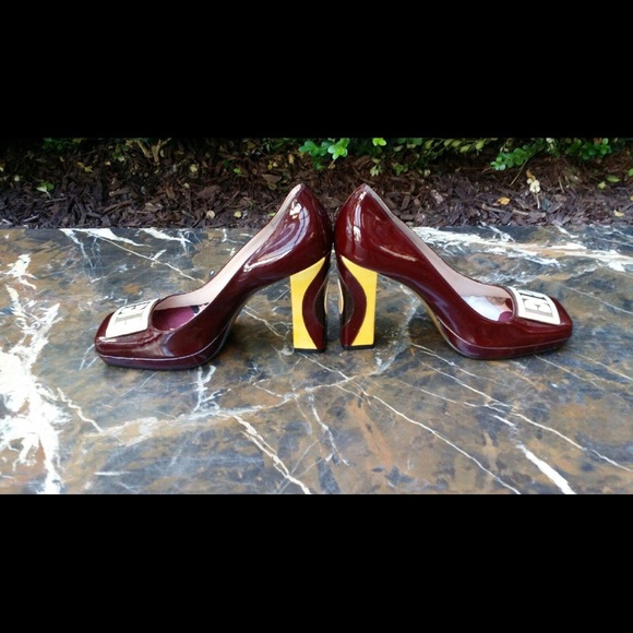 SOLD!!!! Emilio Pucci Stunning shoes - Picture 2 of 8