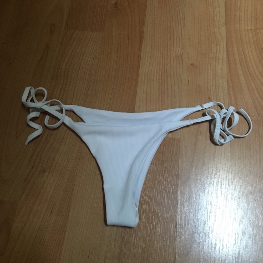 White bikini thong bottom