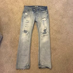 Light wash open destruction slim boot cut jeans