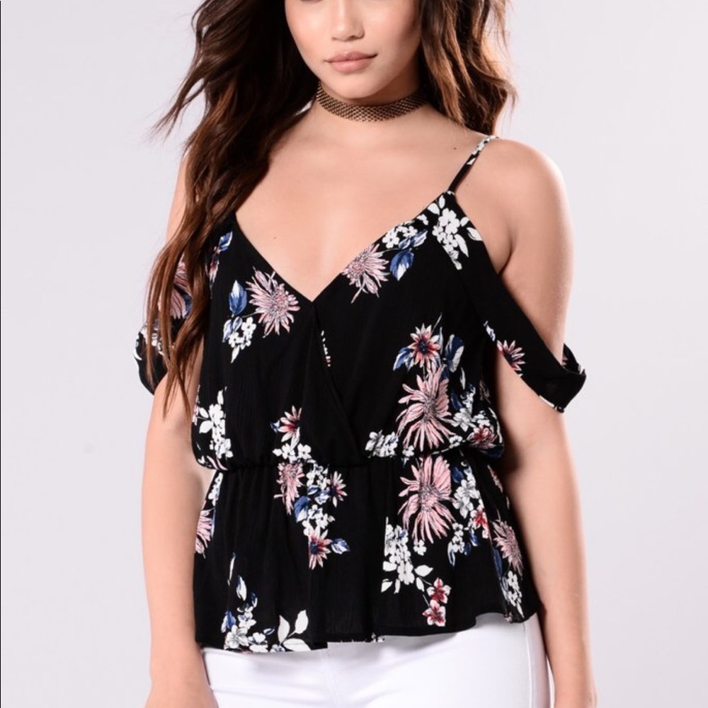 Sade black floral top - Picture 1 of 5