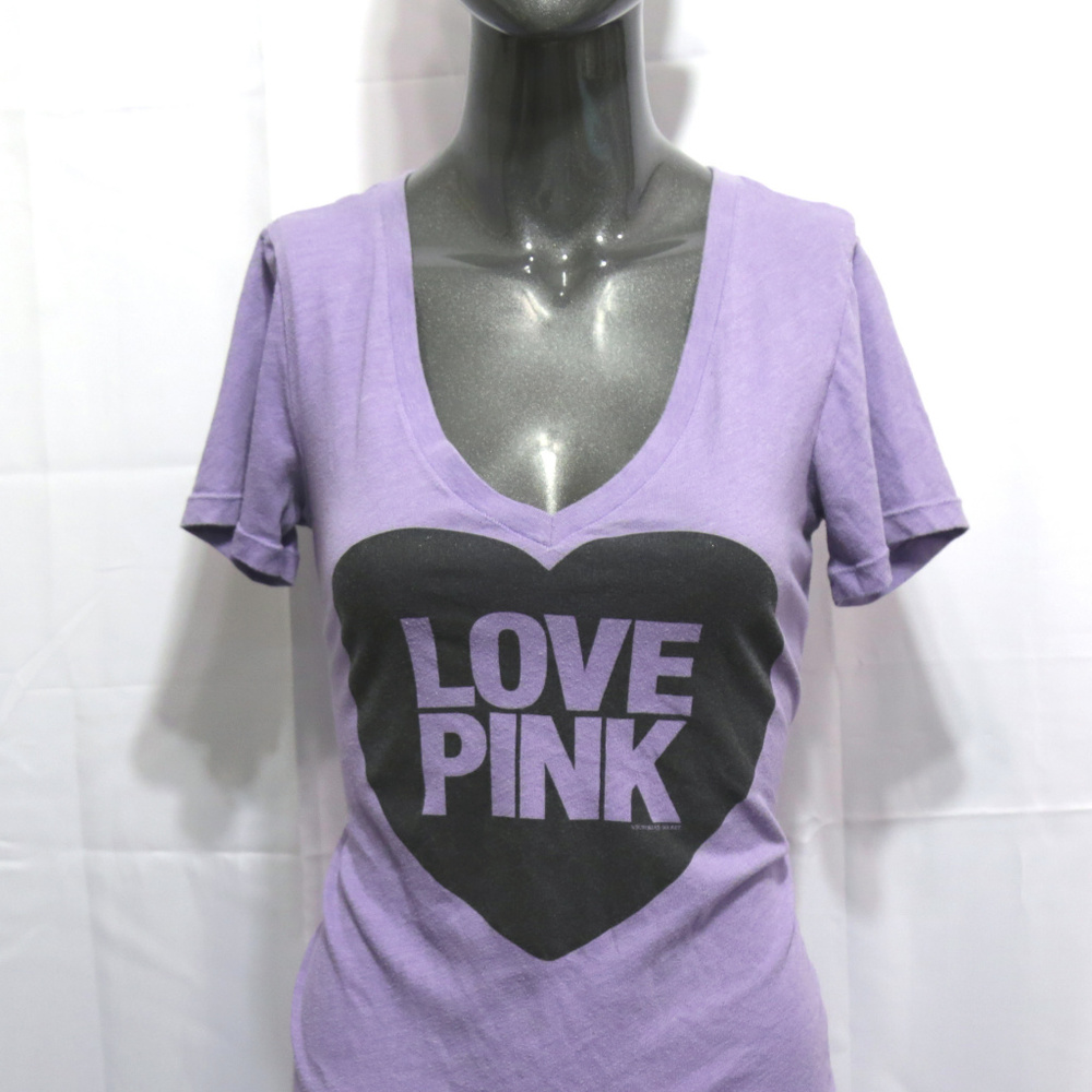 T-shirt Love Pink v neck