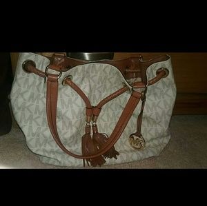 Michael kors vanilla tote