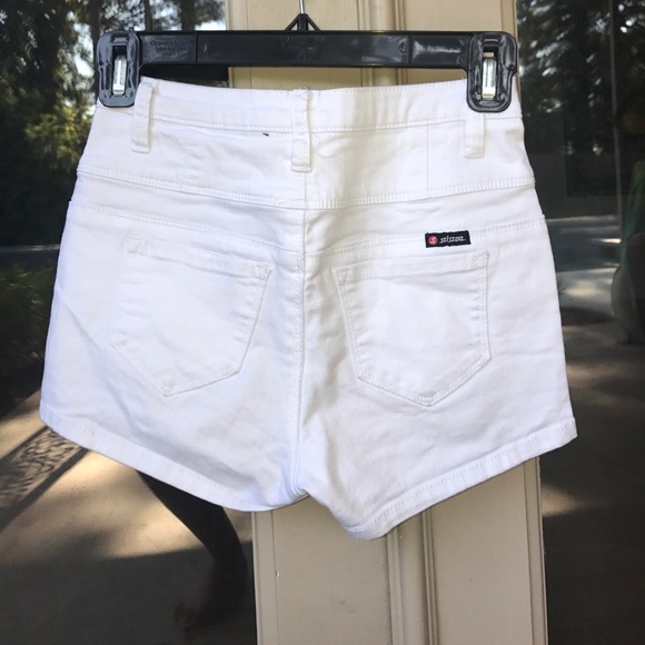 high waisted shorts - Picture 2 of 2