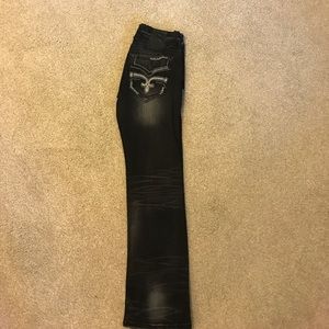Black Boot Cut Rocks