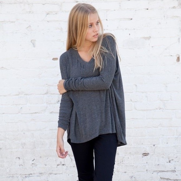 Brandy Melville lounge shirt! ✨🌸 - Picture 1 of 6