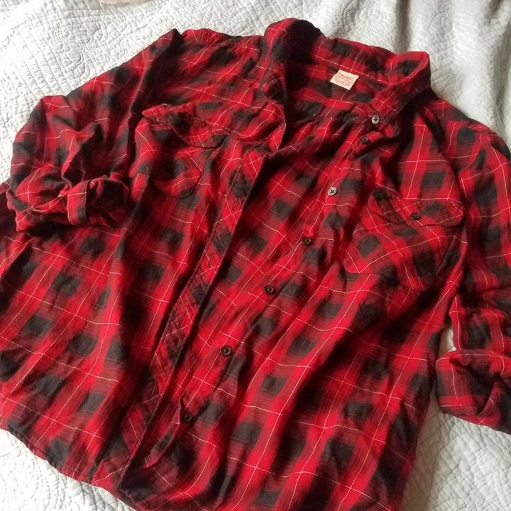 $Faded Glory Black and Red Check Plaid Shirt$