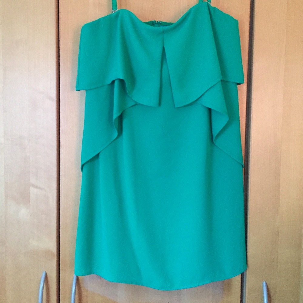 BCBG Maxazria Runway Green Strapless Dress