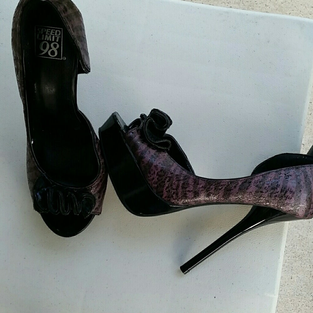 Size 9 purple stilettos