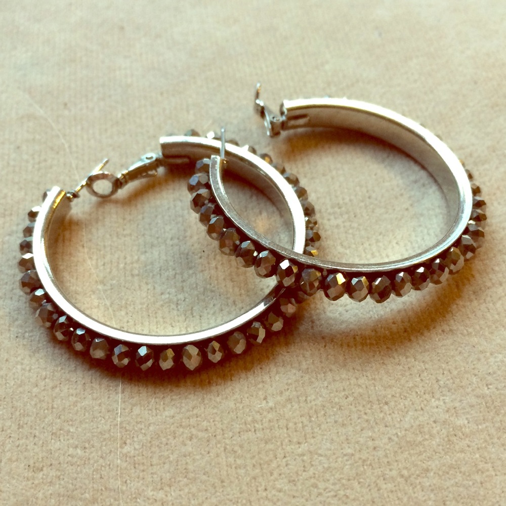 Jewel beed hoop earrings