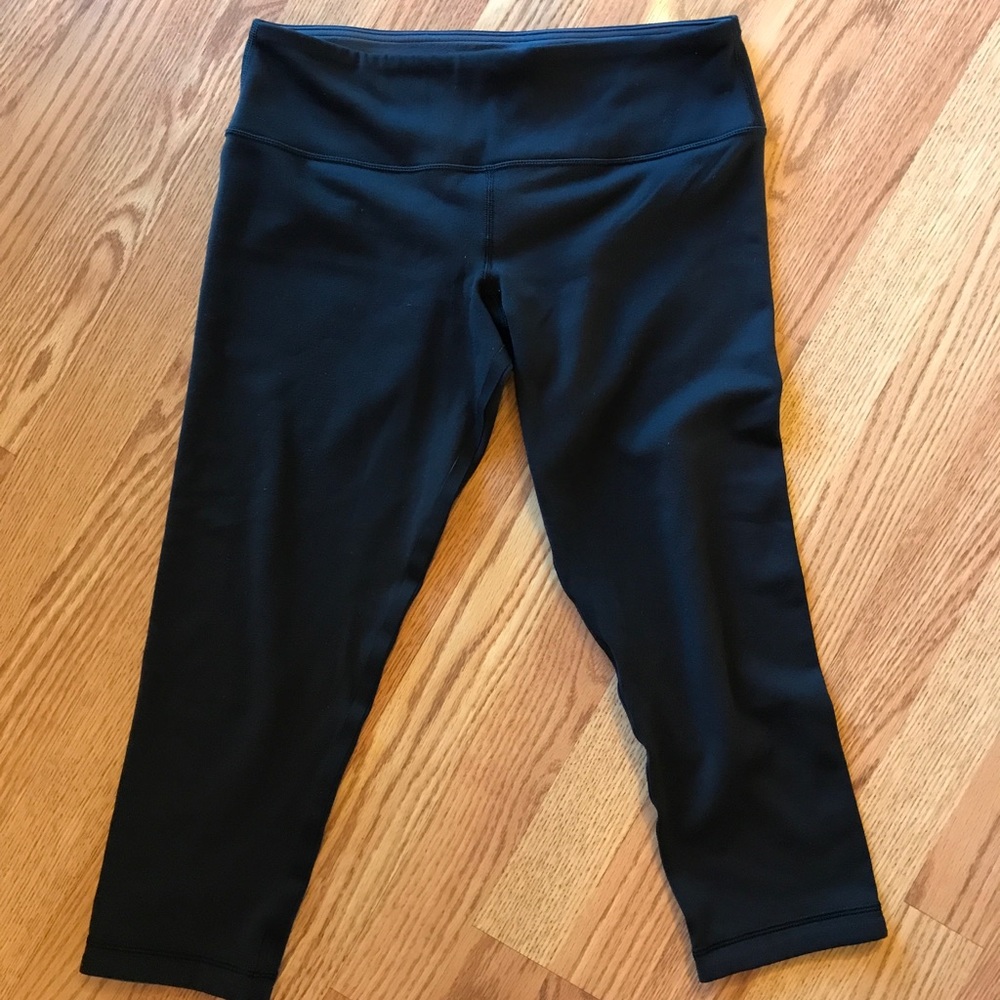 lululemon 🍋reversible wunder under crops