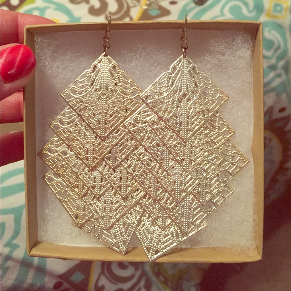 Boutique earrings