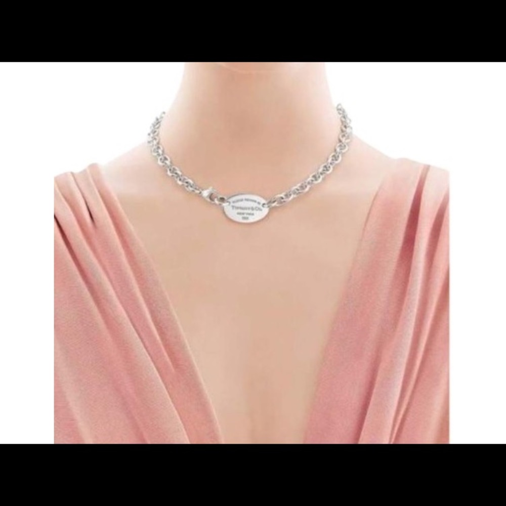 RETURN TO TIFFANY® TAG OVAL CHOKER
