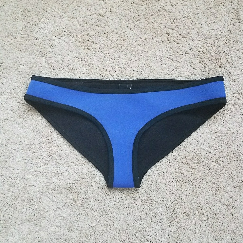 Triangl Bottom S