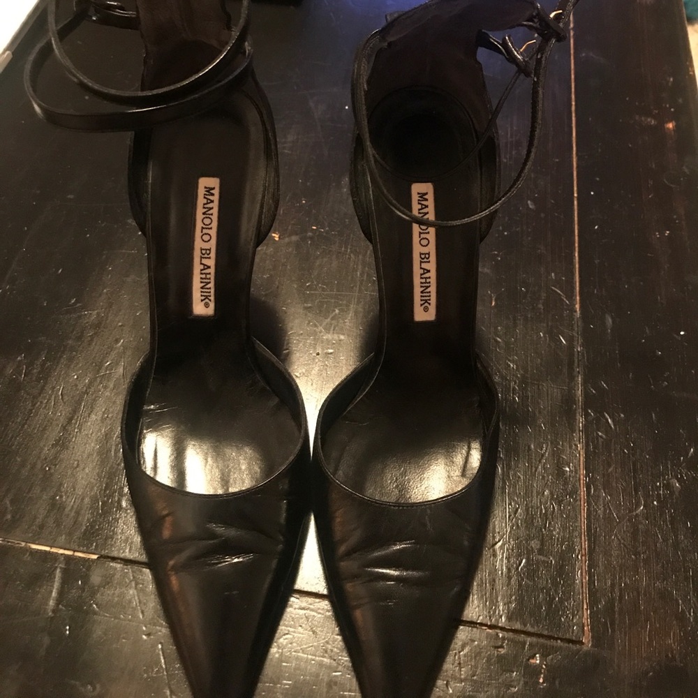 Manolo Blahnik black heels