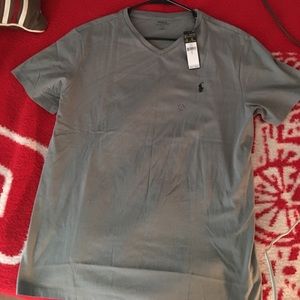 Polo Ralph Lauren; Men's V-Neck T-Shirt; Size LG