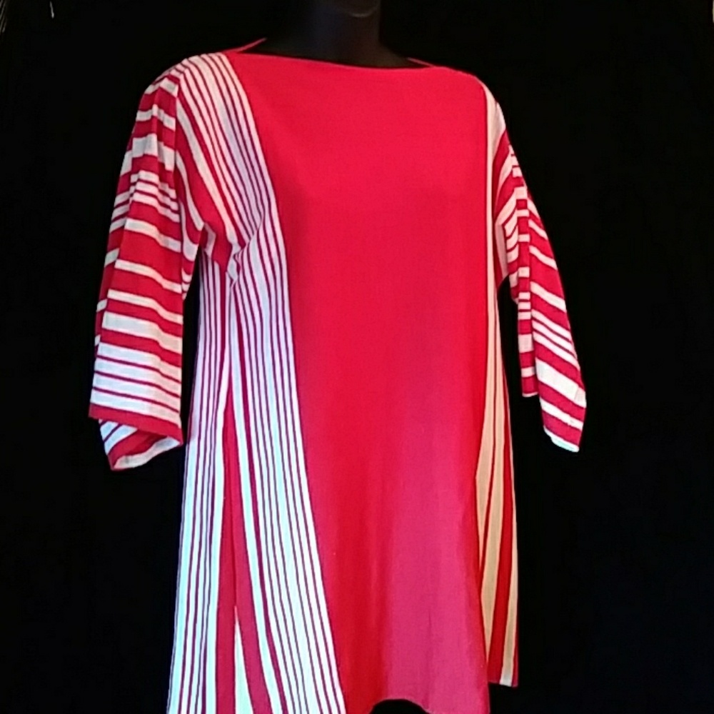 You and I red and white knit top - size M