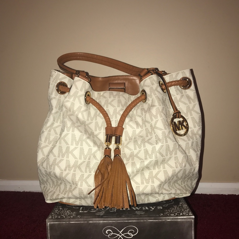Michael Kors Hobo Bag