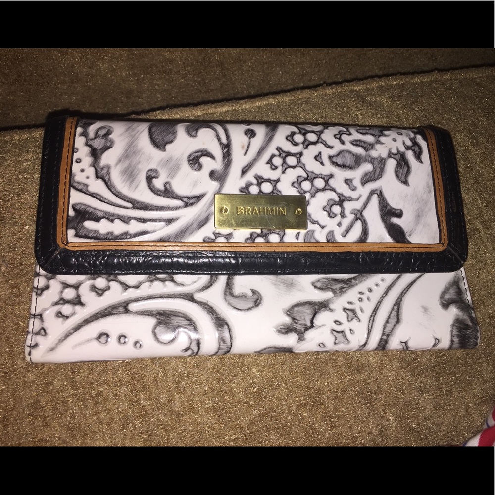 Used Brahmin wallet