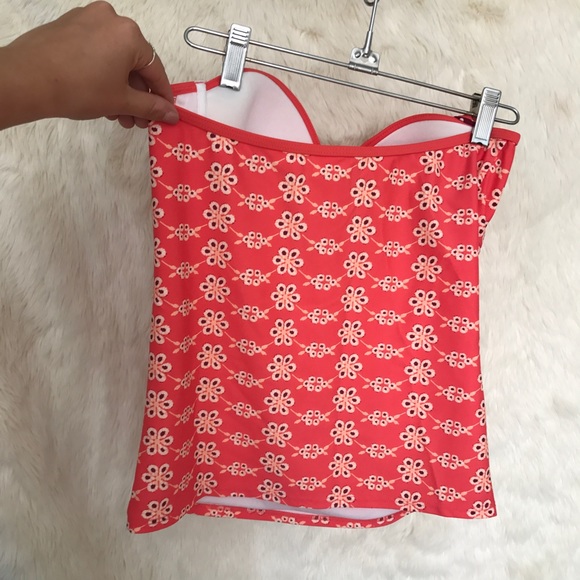 Lime Ricki Wire-free Tankini Swim Top. Size Small - Picture 3 of 8