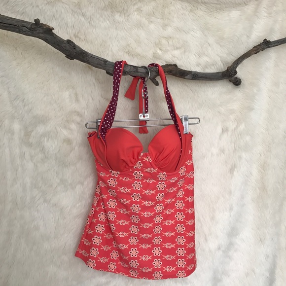 Lime Ricki Wire-free Tankini Swim Top. Size Small - Picture 8 of 8