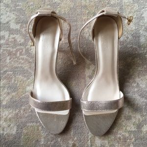 Brand new!! Davids Bridal shoes