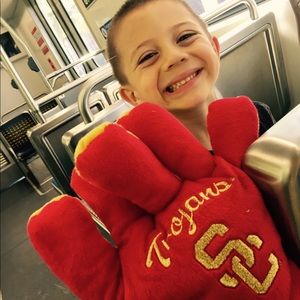 Meet your Posher, Loreal