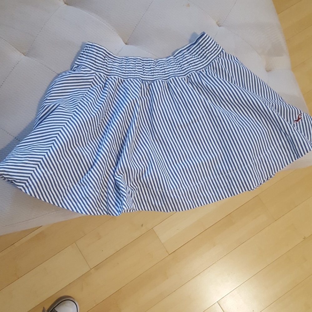 Hollister Circle Skirt