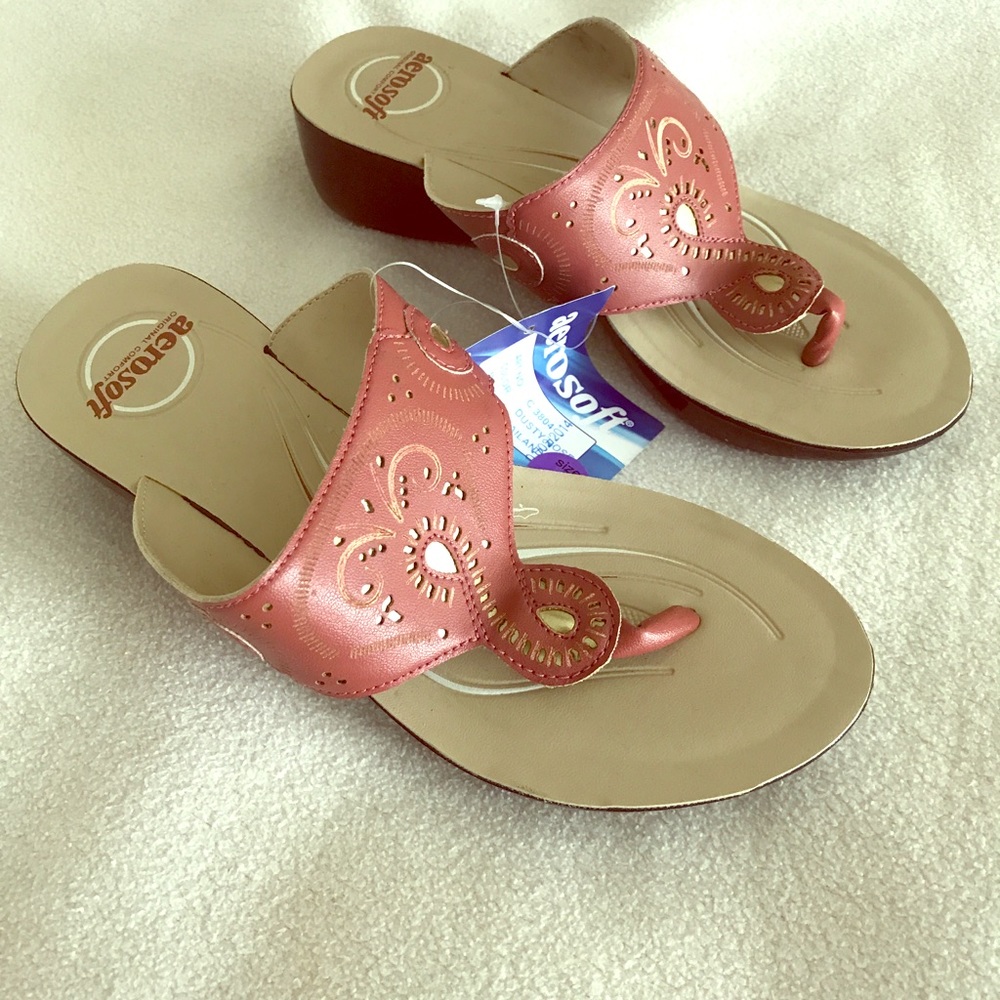 AEROSOFT WOMEN'S EMBIO SANDLE