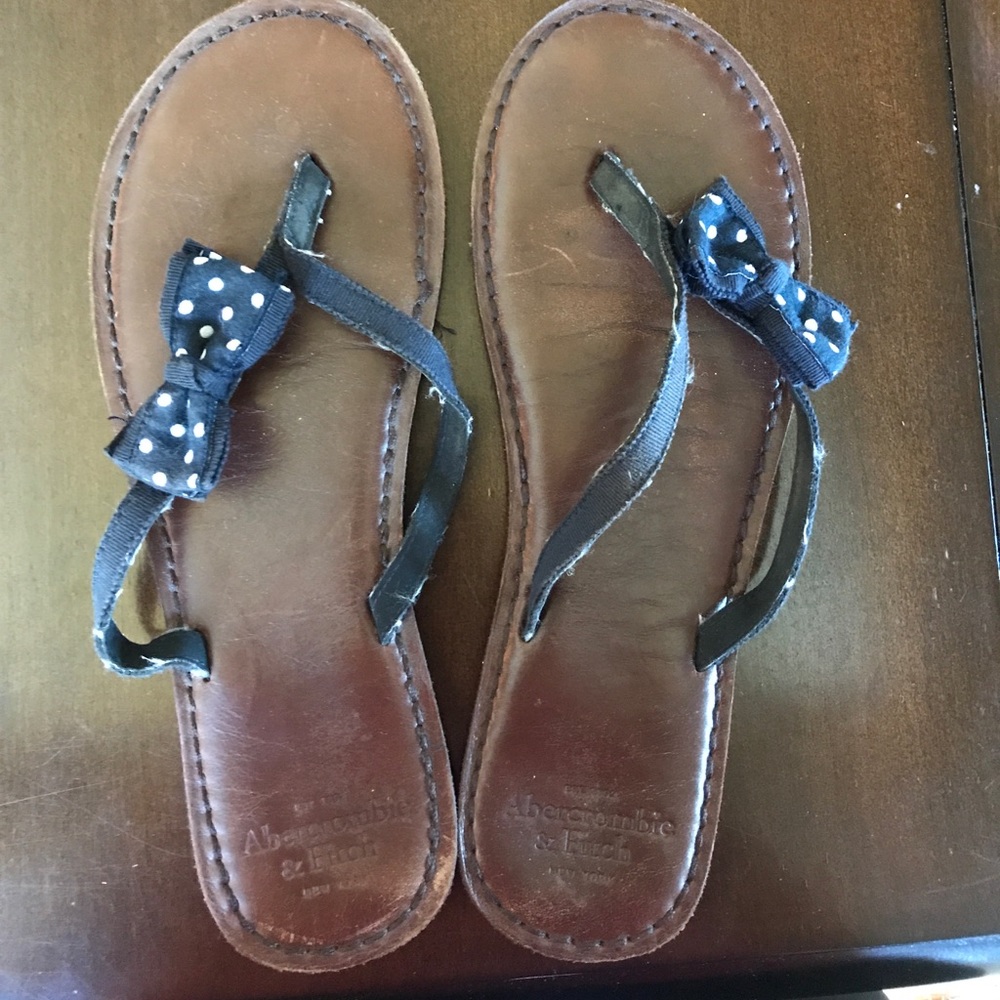 Abercrombie flip flops