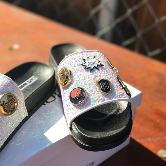*POW* White Studded Glitter slides - Picture 5 of 8