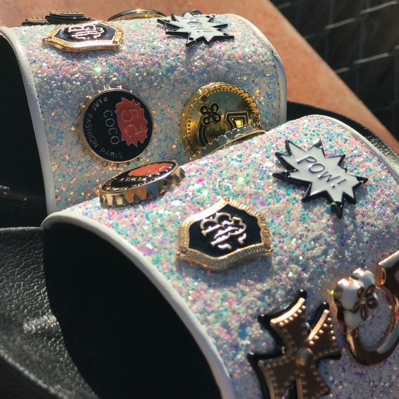 *POW* White Studded Glitter slides - Picture 6 of 8