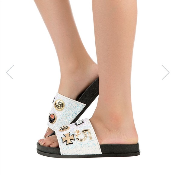 *POW* White Studded Glitter slides - Picture 3 of 8