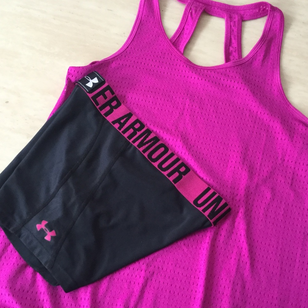 Under Armour spanks and tech gear fitness top S