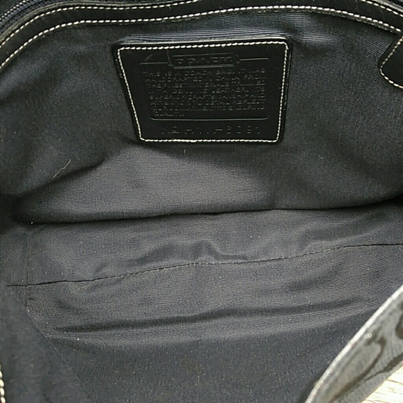 COACH PURSE - Picture 4 of 8