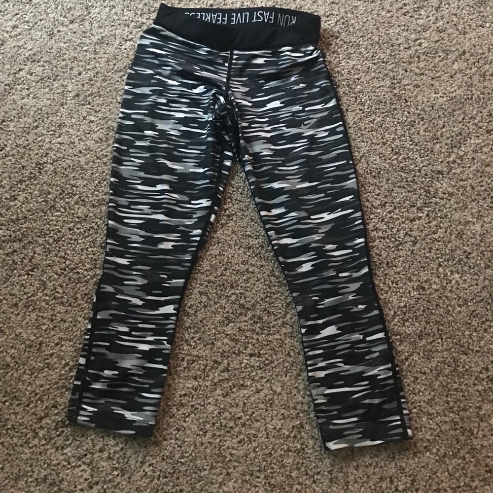 Nike Dri-Fit capris size XS