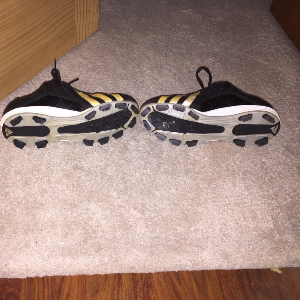Adidas Cleats - Picture 5 of 7