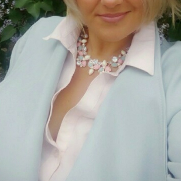 Aqua and Coral Pedal Statement Necklace - Picture 3 of 4