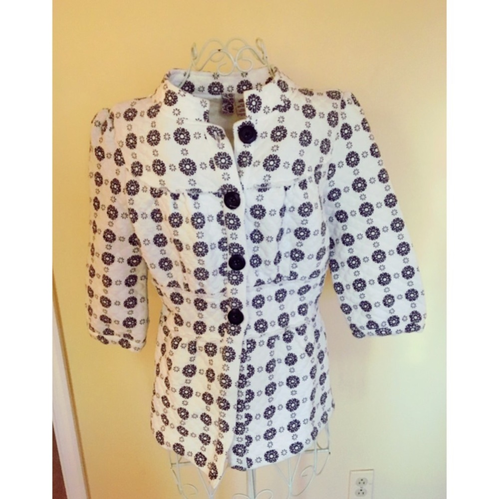 Fashionable Buckle Jacket